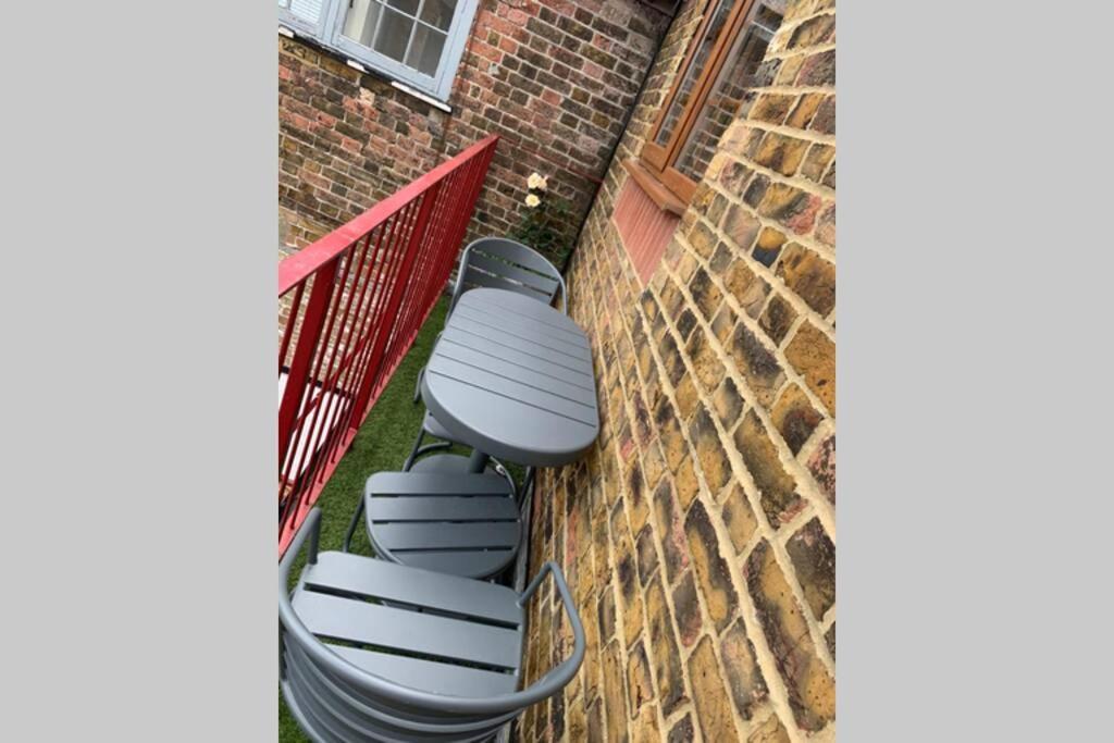 Rose Mews Central Broadstairs Villa ภายนอก รูปภาพ