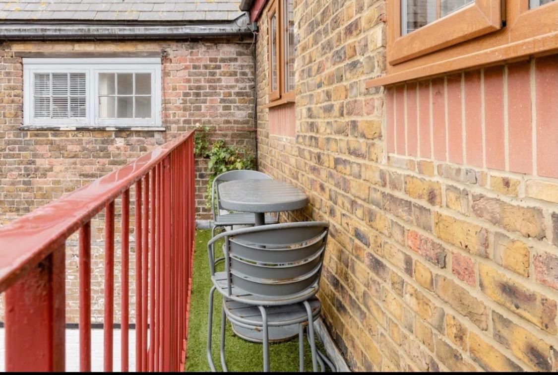 Rose Mews Central Broadstairs Villa ภายนอก รูปภาพ